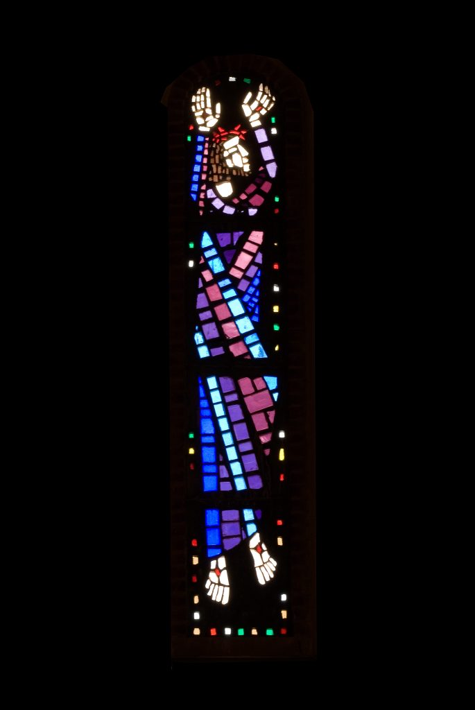 Jonah Jones dalle de verre in St John Fisher, West Heath, Birmingham