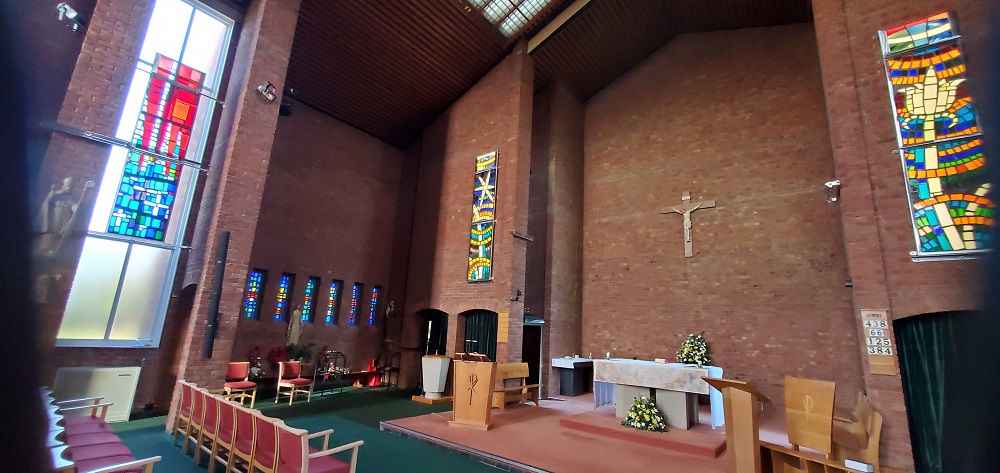 St David's Mold, left view of front windows