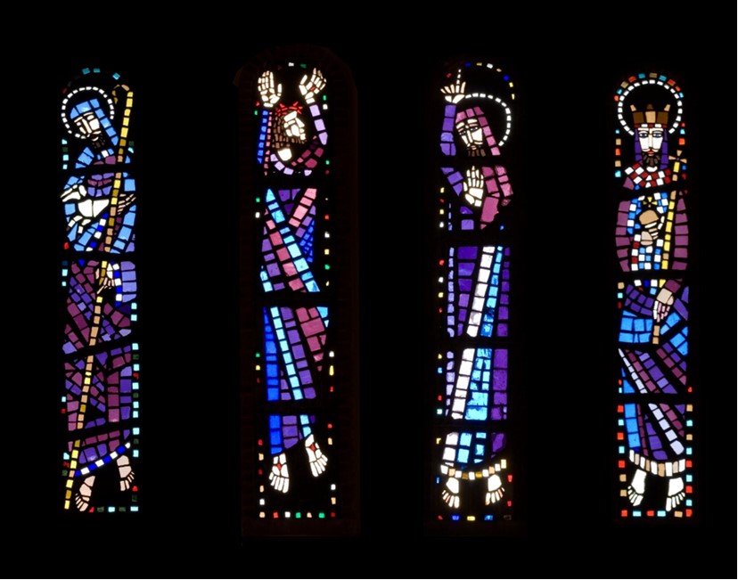 Jonah Jones dalle de verre in St John Fisher, West Heath, Birmingham