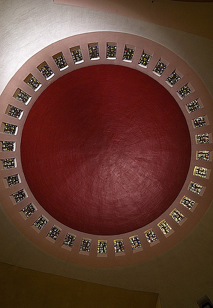 Jonah Jones dalle de verre windows in Ratcliffe College chapel dome